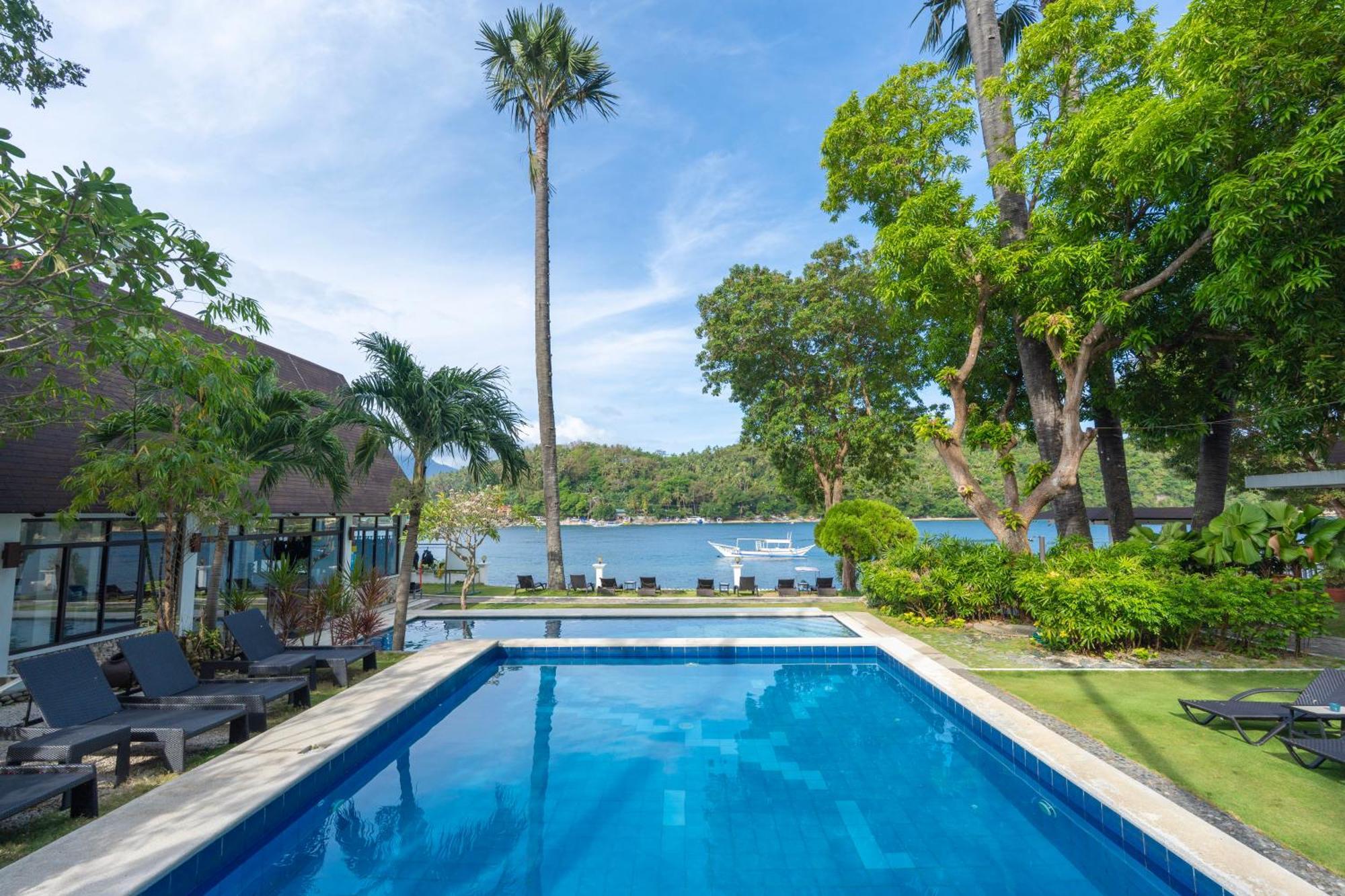 Casalay Boutique Villas & Dive Puerto Galera Exteriör bild